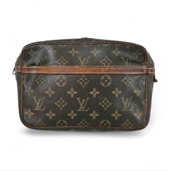 Louis Vuitton Handbags - Louis Vuitton 1989 Compiege 23 Clutch Handbag in Monogram Canvas and Leather